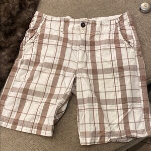 Mens Brown  White Cargo Shorts with Plaid Design sz 33 American Eagle